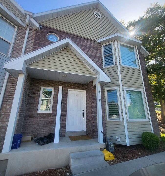 1st image of 2046 California Ave APT 19