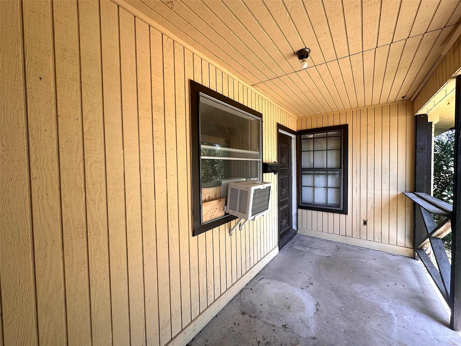 2 bed, 2.0 bath, 1687 sqft, $1,850 — Photo 3
