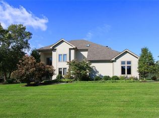 6106 Waitsfield Dr S, Jamesville, NY 13078