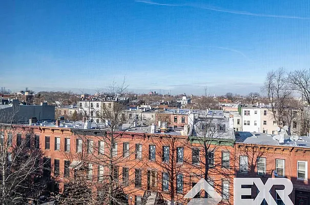 Rented by EXR | media 43