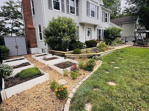 4th image of 3705 Aquia Dr