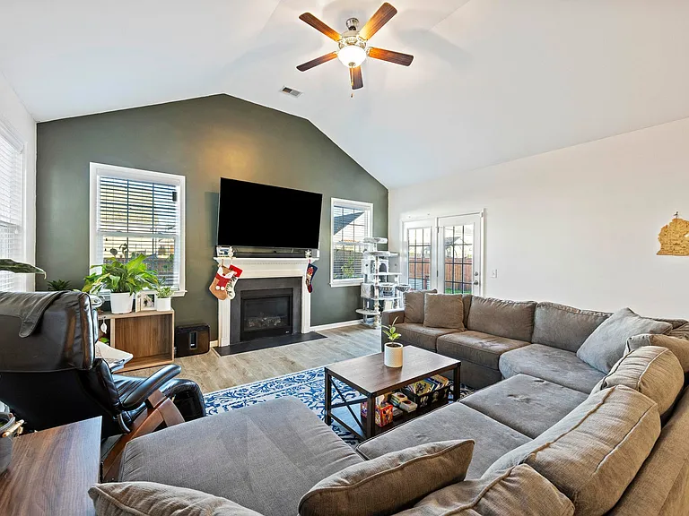 622A Pendleton Dr — Photo 21