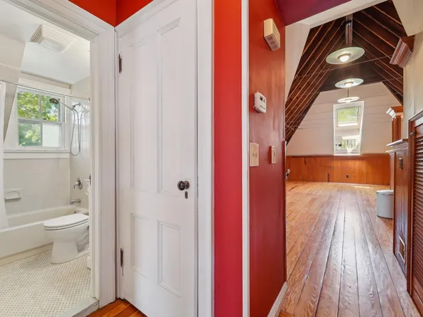 74 Sherman Place image 36 of 50