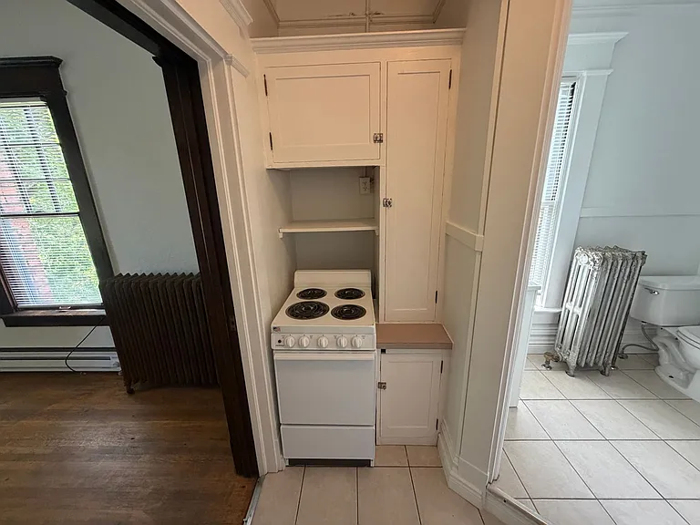Jefferson Apartments — Photo 14