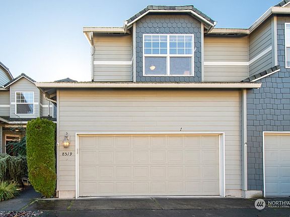 2nd image of 8519 NE 56th Circle