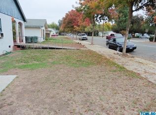1204 W Center Ave, Visalia, CA 93291