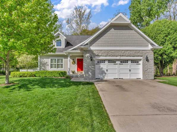 699 Ridgeway Ct, Crawfordsville, IN 47933