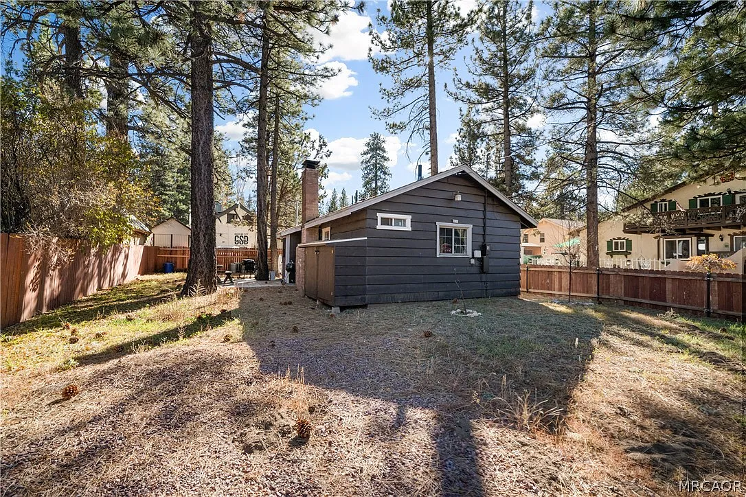 1 bed, 680 sqft, $1,800 — Photo 2