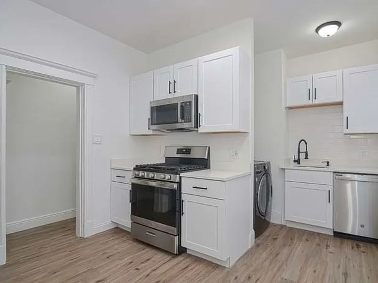 27 Hosmer St #2 — Photo 15
