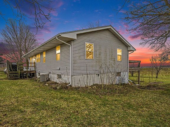 3rd image of 69594 Anderson Rd