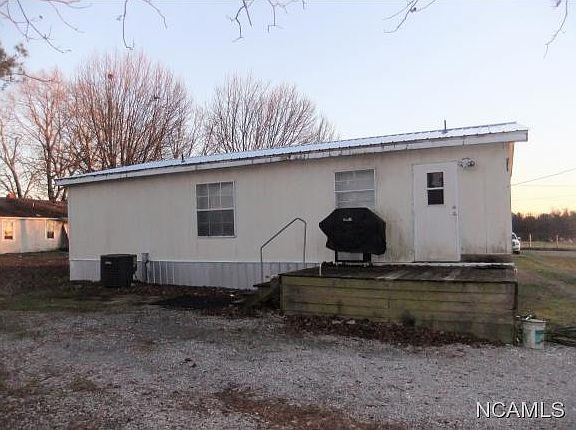 3rd image of 869 County Road 750