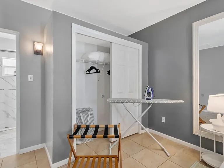2136 Mill Ter — Photo 21