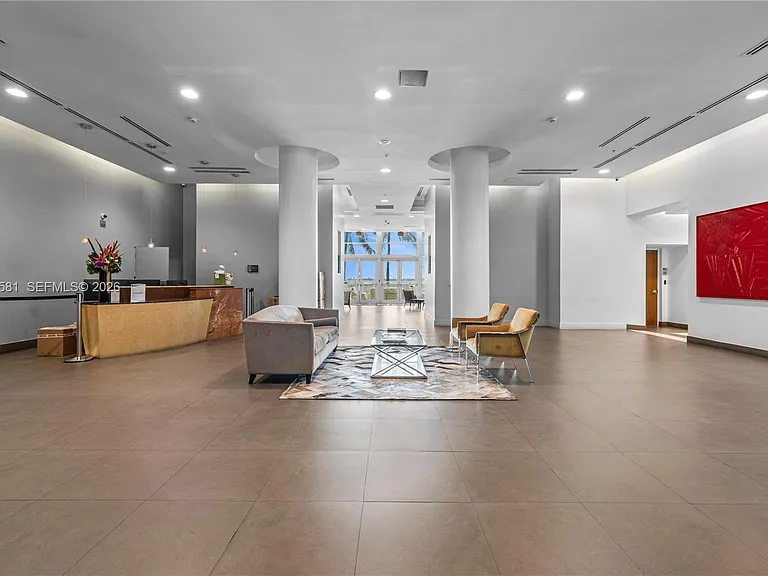 665 NE 25th St #1504 — Photo 30