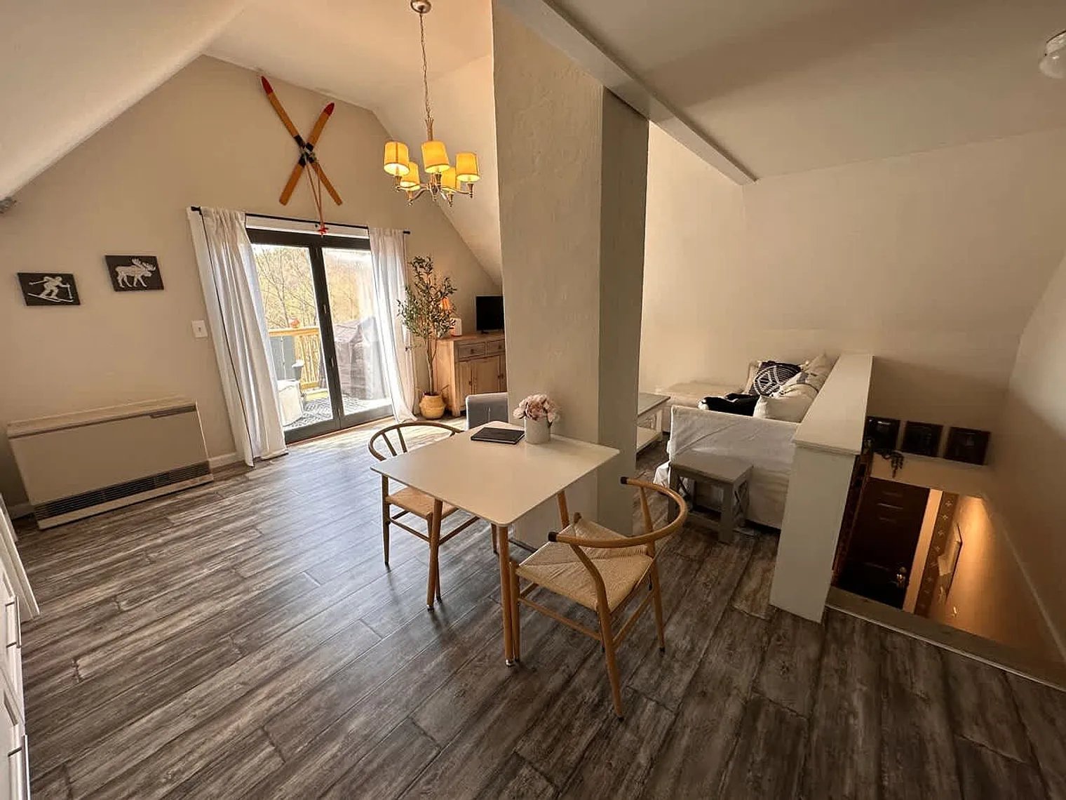 1 bed, 1.0 bath, $2,271 — Photo 3