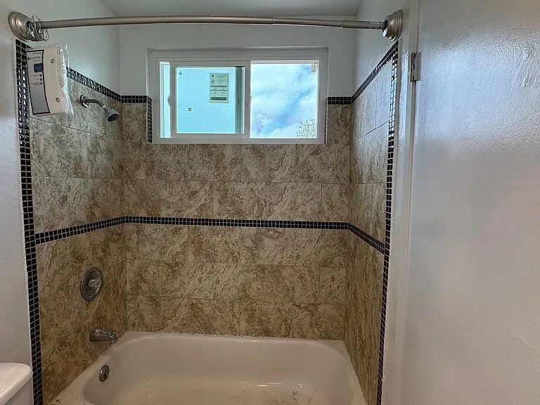 20353 Saticoy St — Photo 22
