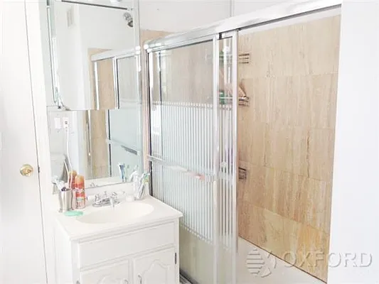 Rented by Oxford Property Group | media 31