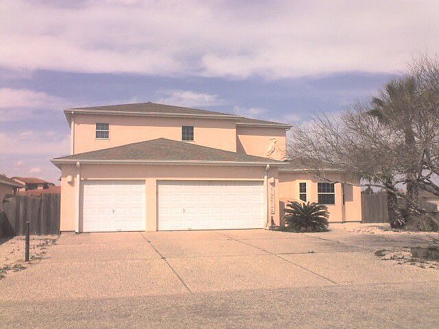 1st image of 15213 Caravel Dr