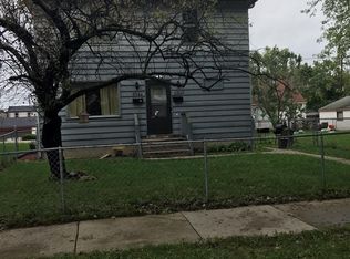 5944 N 69th St, Milwaukee, WI 53218