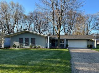 3456 Chevron Dr, Highland, MI 48356