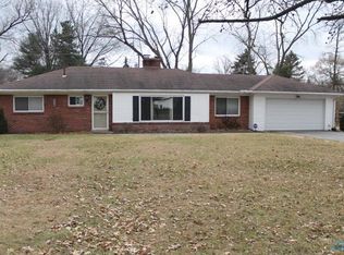 6005 Sylvan Green Rd, Sylvania, OH 43560