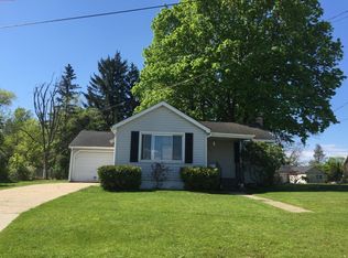 306 E Wheaton Ave, Clare, MI 48617