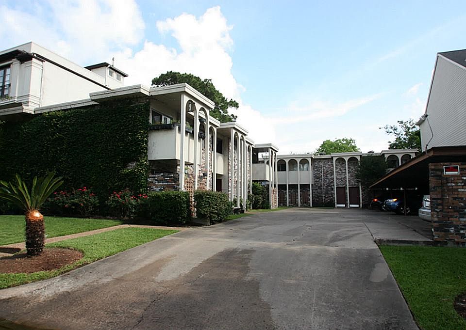 1st image of 2318 Dorrington St APT 8