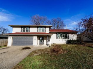 709 Lakecrest Dr, Menasha, WI 54952