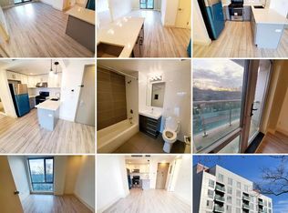 7 Iris Ln, Levittown, NY 11756