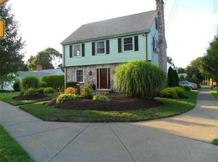 766 Armistice Blvd, Pawtucket, RI 02861