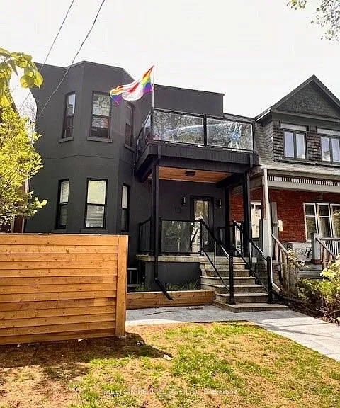 15 Thorburn Ave #B03 — Photo 1