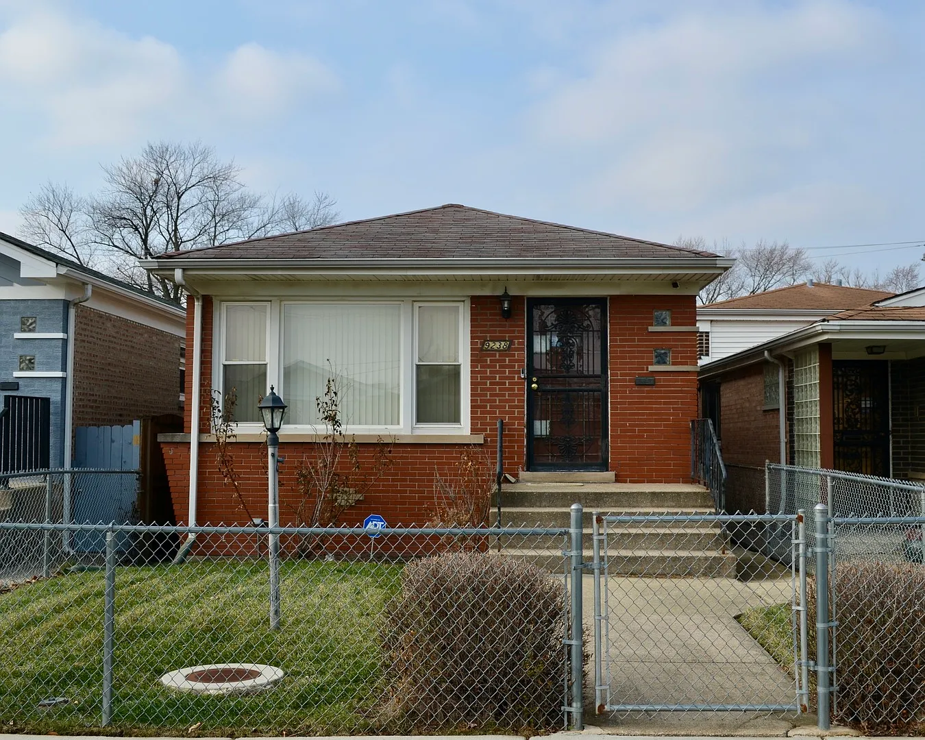 9238 S Normal Ave photo 1