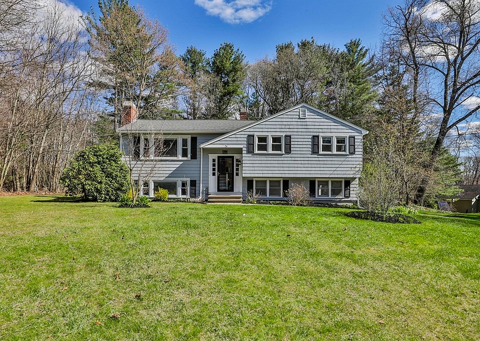 1st image of 26 Clover Hill Dr