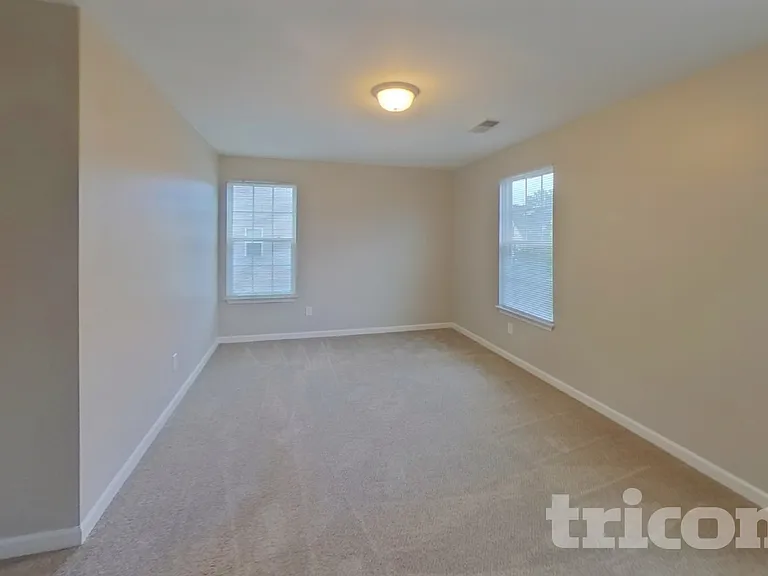 246 Bridgeport Rd — Photo 13