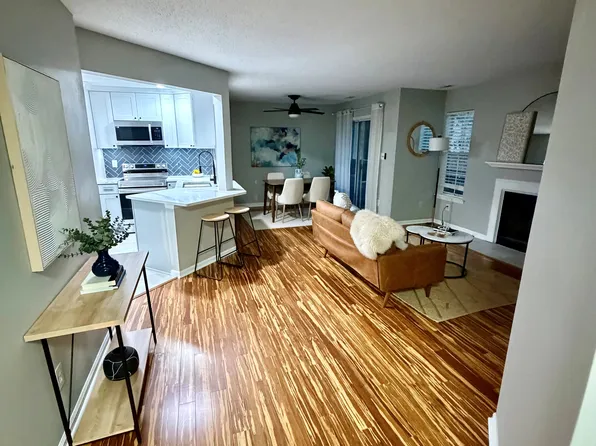 6039 Gray Gate Ln APT B, Charlotte, NC 28210