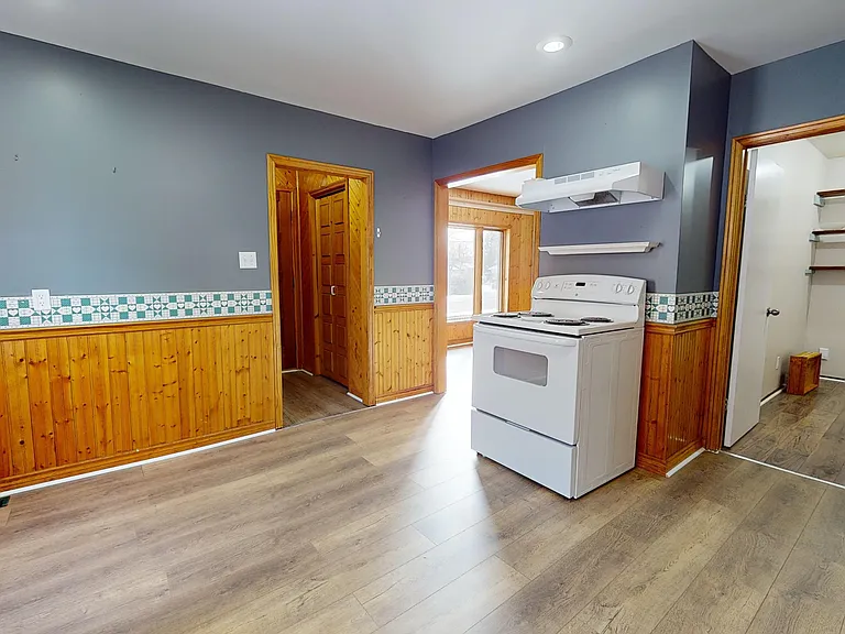 139 Carufel Ave — Photo 16