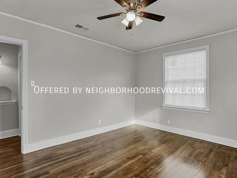 3368 Douglass Ave — Photo 13