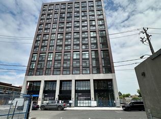 181 Sterling Rd #1412, Toronto, ON M6R 0B2