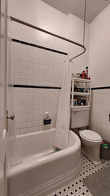 Rented by R New York | media 16