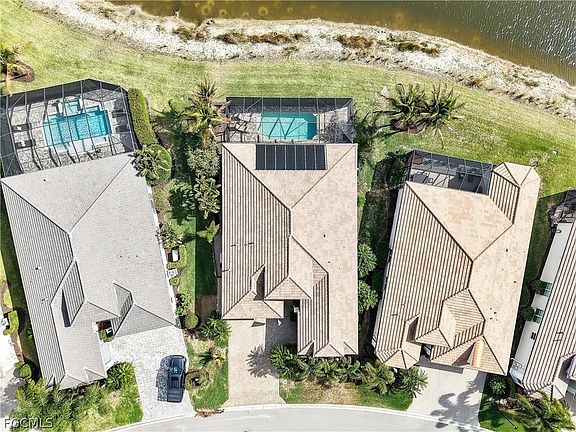 3rd image of 28640 Wharton Dr