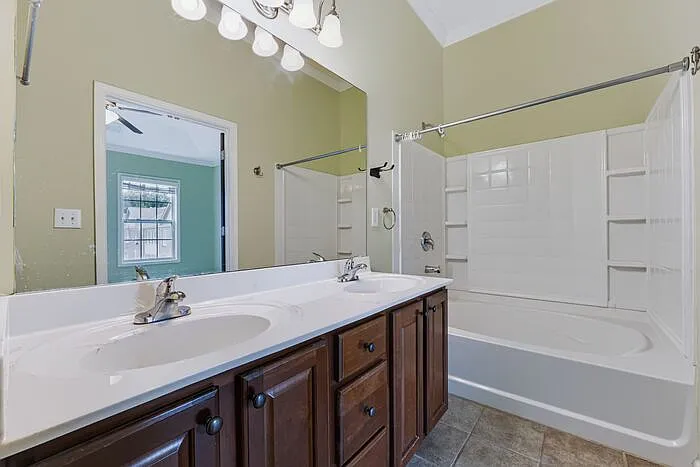 5756 Pine Oak Dr NW — Photo 11