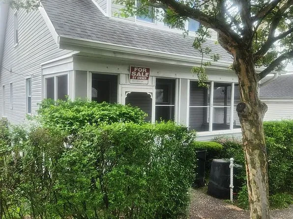 454 Home Ave, Staten Island, NY 10305