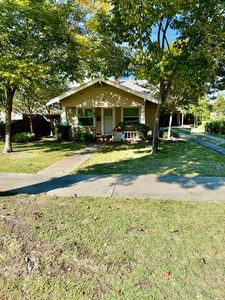 537 E Michigan Ave, Fresno, CA, 93704