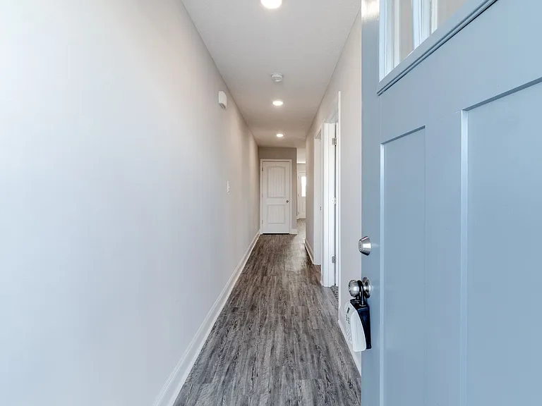 1000 Henry Place Blvd #101 — Photo 3