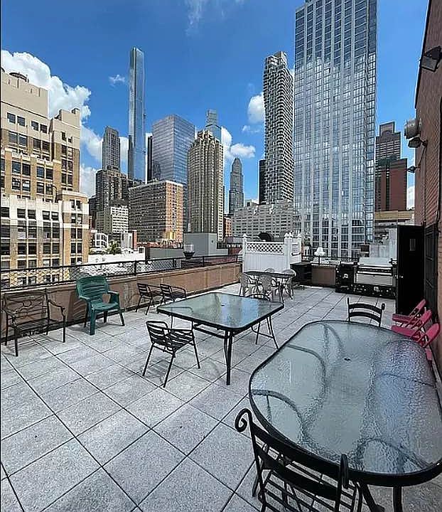 1st image of 353 W 51st St #4B