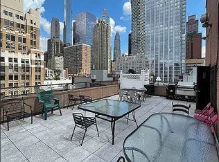 353 W 51st St #4B, New York, NY 10019