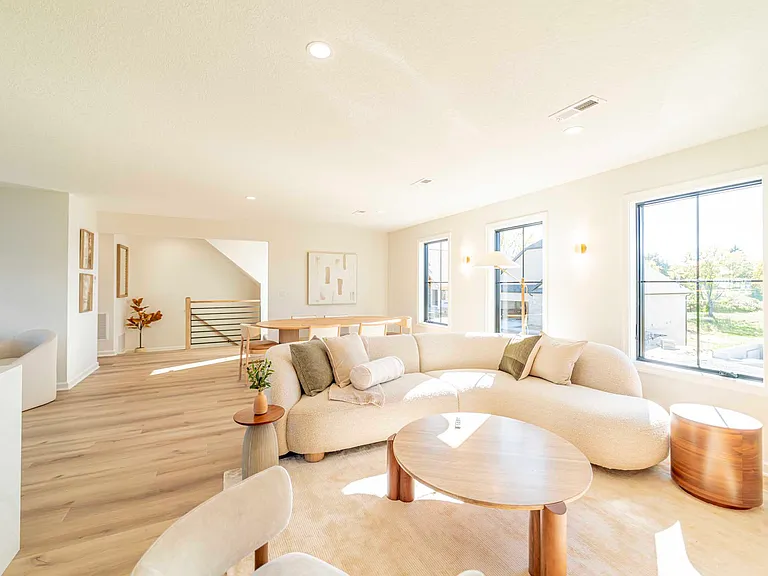 214 Park Rdg — Photo 12