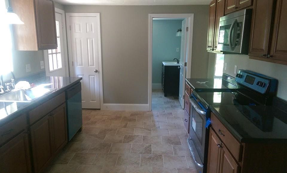 2nd image of 5 Wright Ct