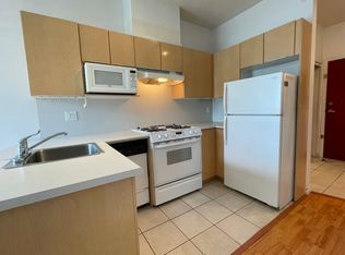 1239 Georgia St W #1806, Vancouver, BC V6E4R8