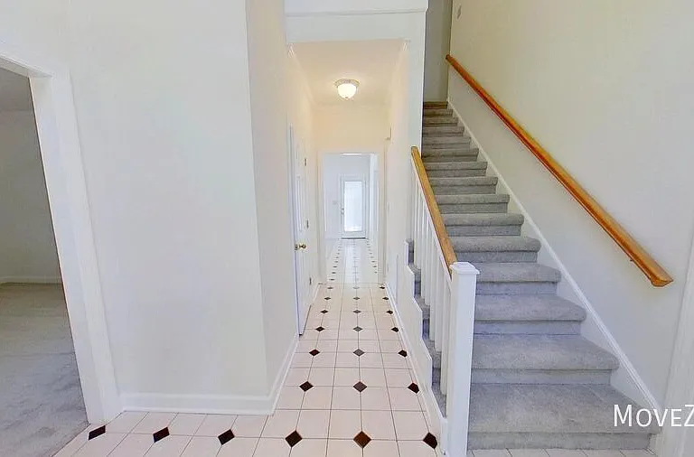 2400 Tweedmore Ct — Photo 40