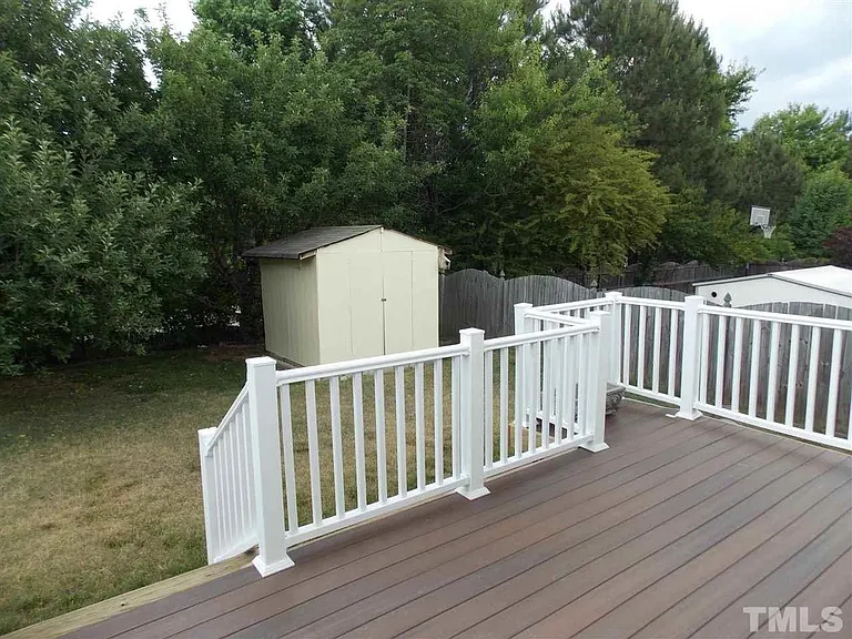 1741 E Honey Springs Ave — Photo 18